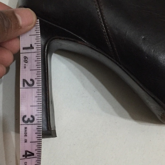 BCBG Maxazria Ankle Boots Full Zip 8.5 - Picture 7 of 8